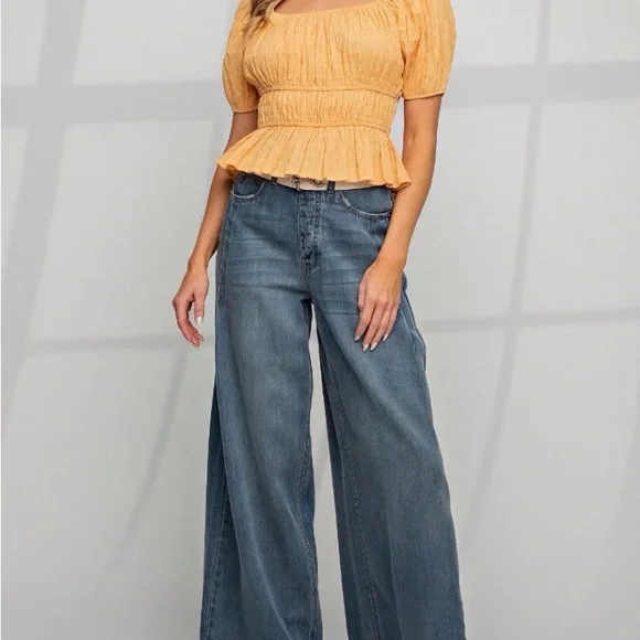 Easel Apricot Puff Sleeve Blouse - Picture 3 of 4